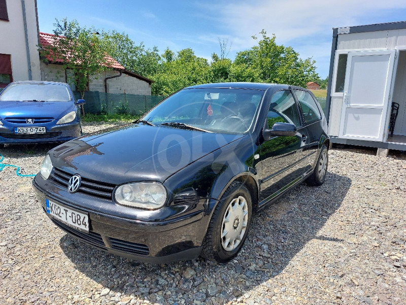 Vw Golf 4 1.9 Tdi 101 Ps VW GOLF 4 1.9 TDI 74KW **2002.GODINA/DIGITALNA KLIMA** - Volkswagen