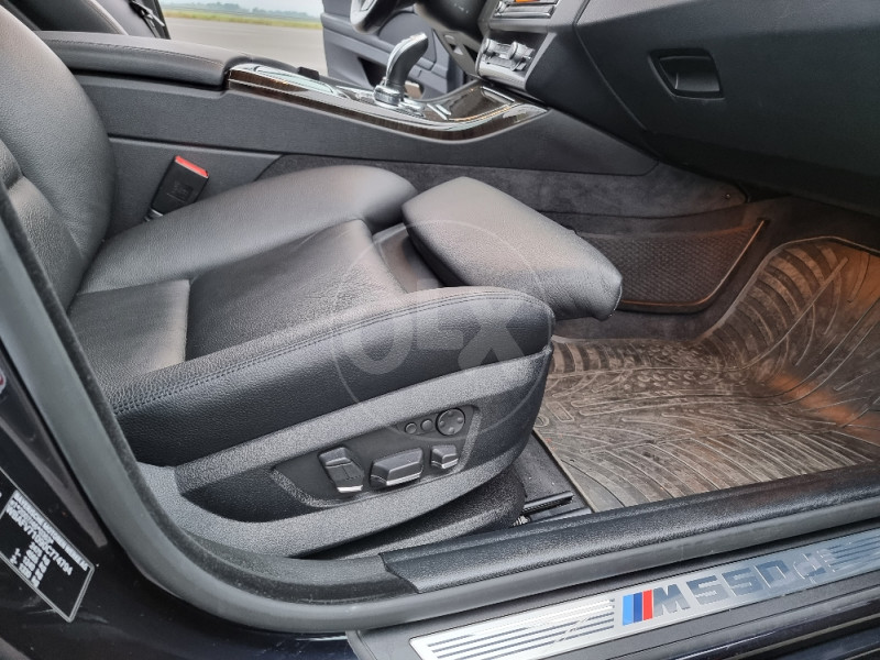 BMW F10 M550D xdrive H&K,active sound,šiber