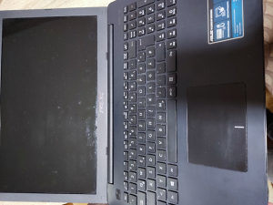 Laptop Asus R515M