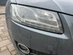 Audi A5 far desni xenon