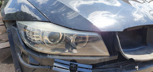 Far desni bmw e90 e91(ostali dijelovi)