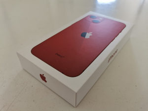 Apple iPhone 13 128 GB RED product