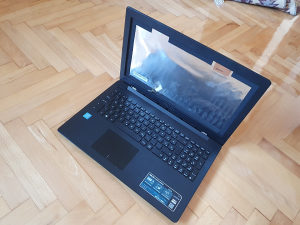 Asus X553S laptop za dijelova