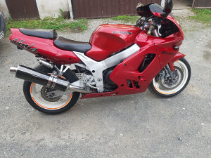 Kawasaki zx9r 900