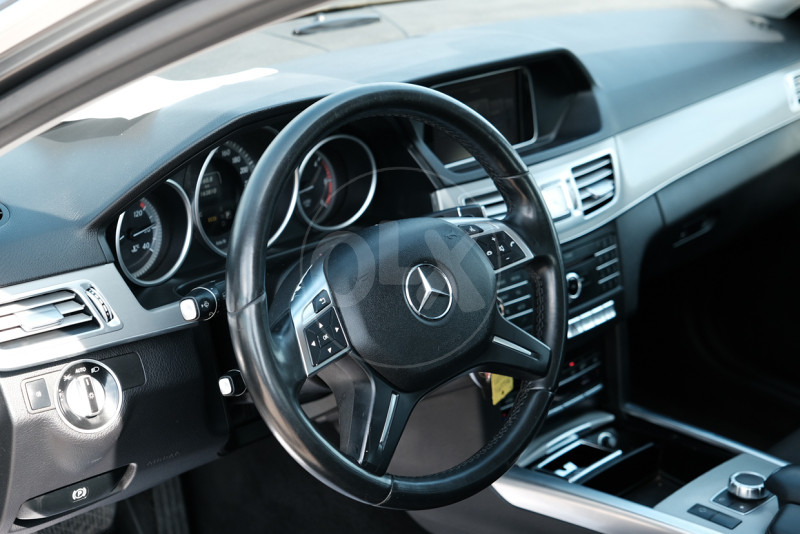MERCEDES E 212 220 CDI --- ilmasalon