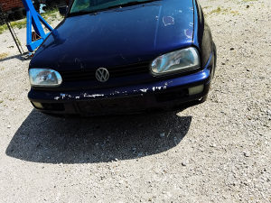 Prsa hladnjaci farovi golf 3 Trivan