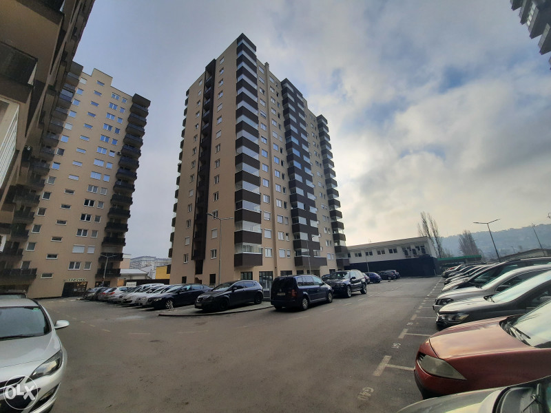 Moderan apartman u naselju Miljacka