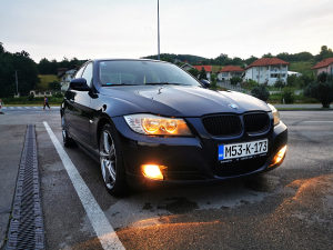 BMW E90 2.0D 2009GOD FACELIFT- TEK UVEZEN I REGISTROVAN