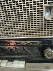 Radio antika EI lampaš