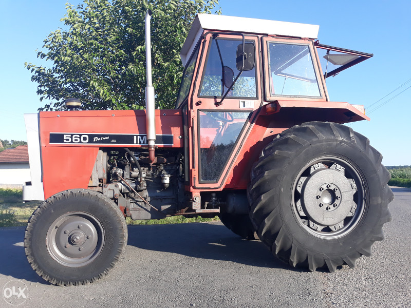 TRAKTOR IMT 560