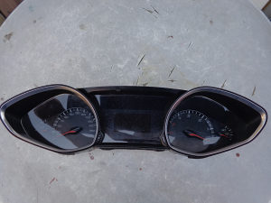 Peugeot 308 2014g kilometar sat 062 302 400