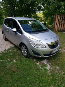 Meriva B 2011 Plin