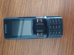 Nokia telefon 7100 s