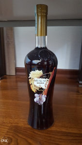 Muscat Migdal crveno vino Moldavija