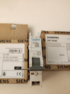 Siemens 5ST3040 zaštita,podnaponski okidač