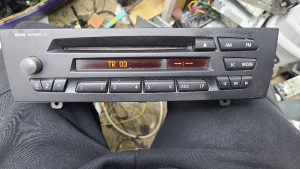 Auto radio bmw X1