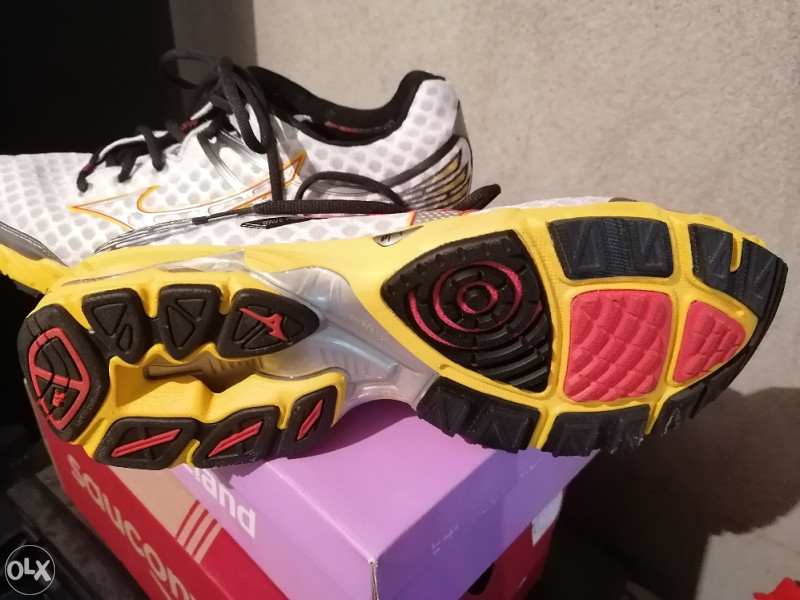 Patike Mizuno Wave Precision 12 broj 42.5 44.5 i 45