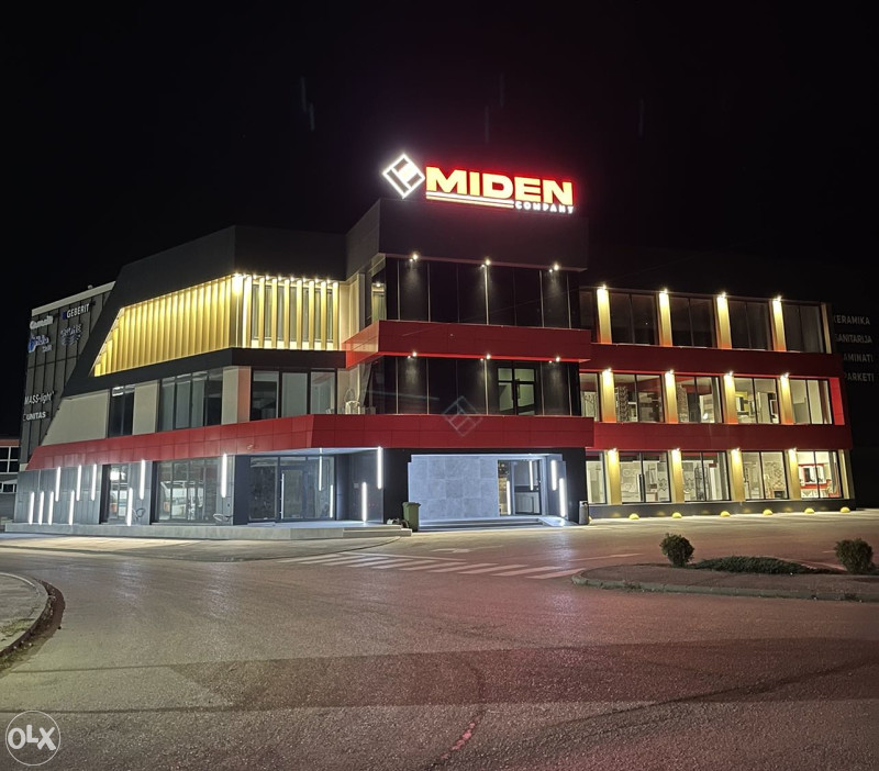 IZDAJE SE PROSTOR od 1000 ili 2x500 m2 2.SPRAT ŽIVINICE