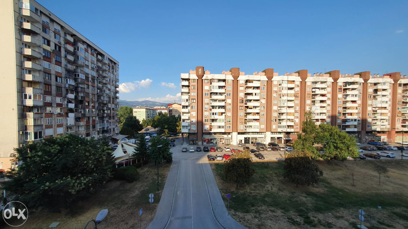 Komforan dvosoban stan Hrasno prodaja