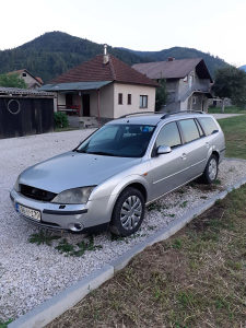 VRATA FORD MONDEO-KARAVAN...DESNA