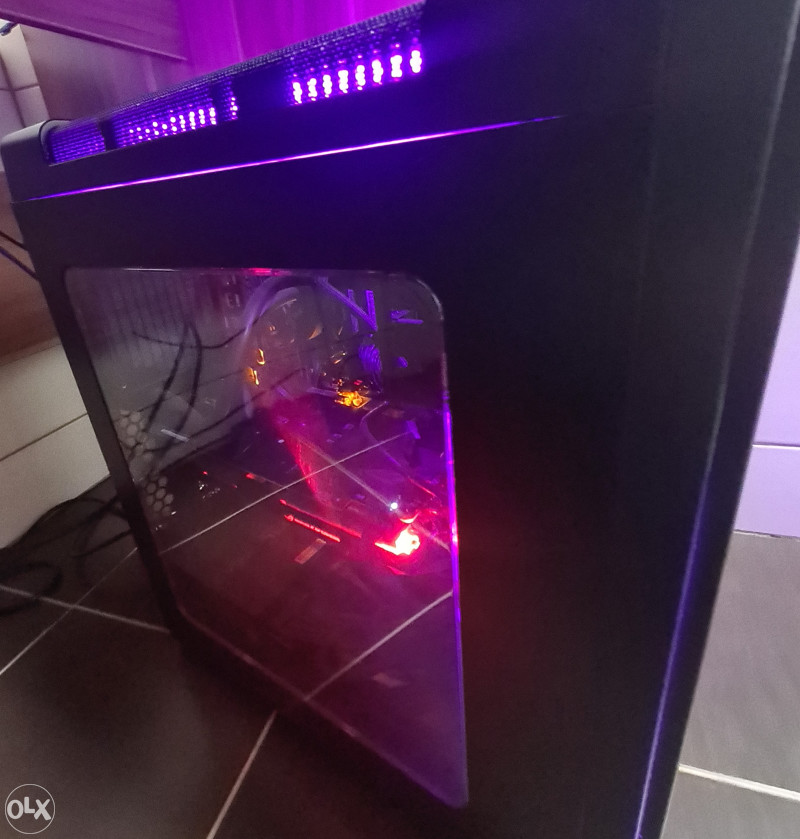 Kompjuter za gaming (komplet full setup) Desktop Računari OLX.ba