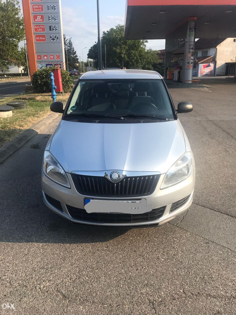 RENT-A  CAR  
GRAČANICA