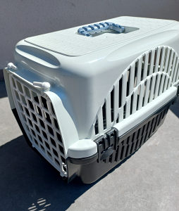 Transporter transporteri box kavez korpa za pse macke