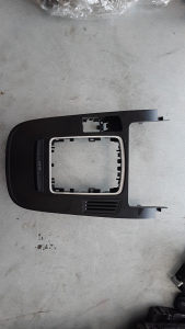 BLENDA CENTRALNA AUDI A4 B8 8k0864261 AVA 19131