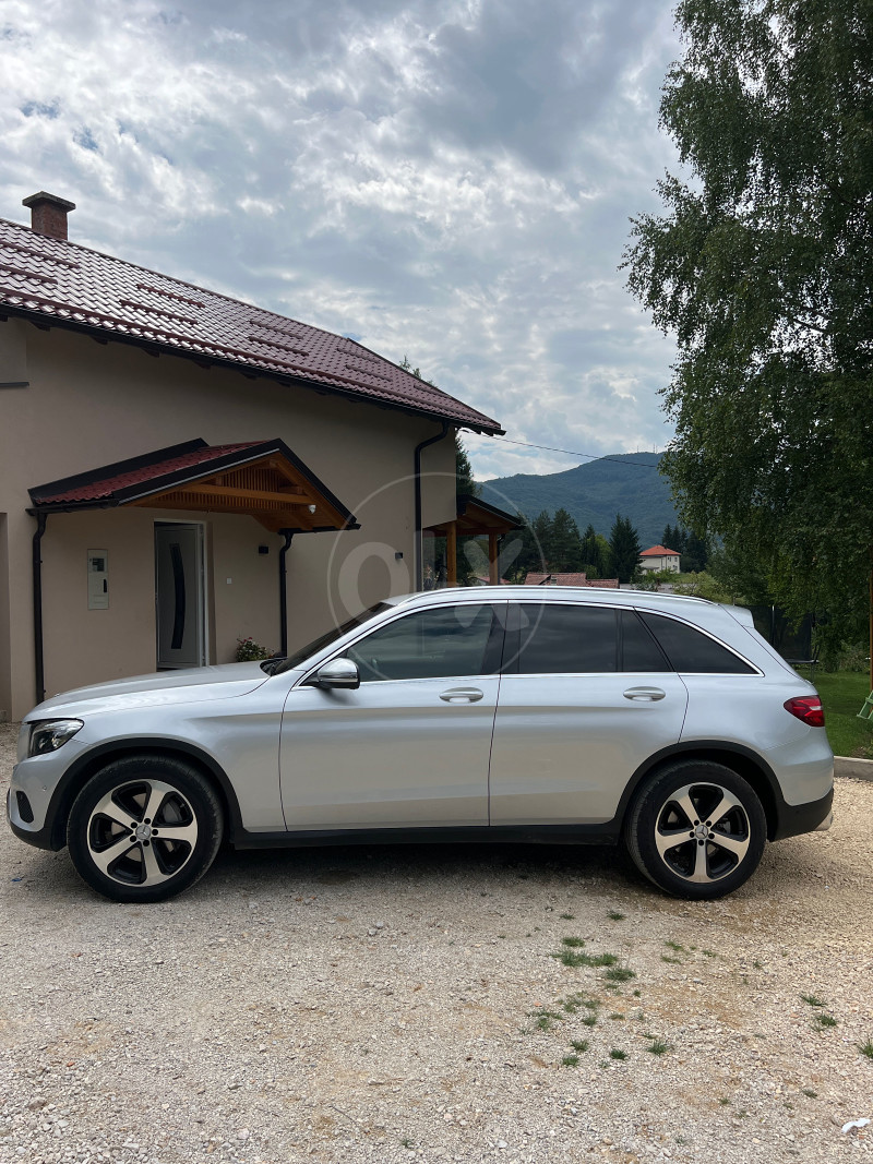Mercedes-Benz GLC 220