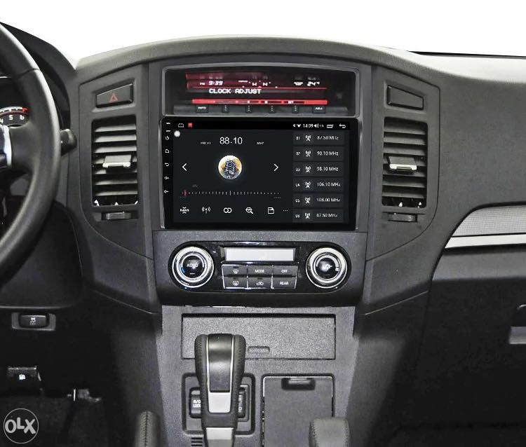 Écran GPS Android 15 Pour Mitsubishi Pajero Montero Sport 2020-2024 - 9.7" Avec CarPlay, Neuf