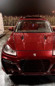 Porsche Cayenne Magnum