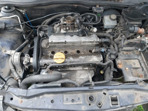 Dijelovi Opel Astra G 1.6 16v motor x16xel