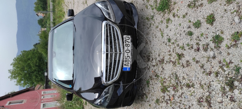 Mercedes-Benz E
