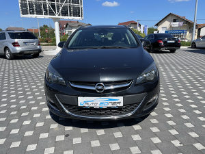 Opel Astra 2,0cdti 2014god automatik