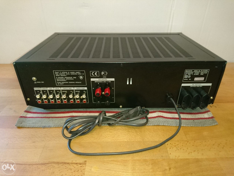 Sony TA-FE 330 R pojacalo sa daljinskim