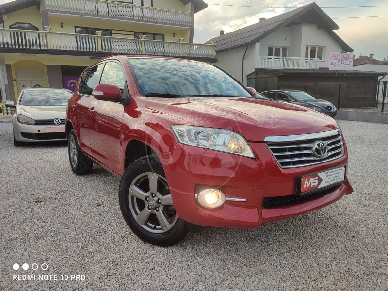Toyota RAV 4 4x4 2012god 2.2 D-CAT 110KW AUTOMATIK