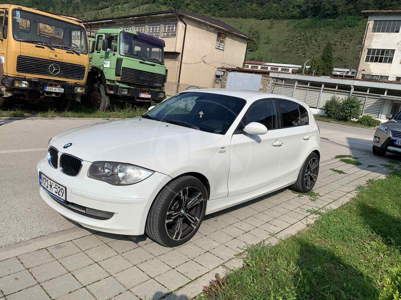BMW 118