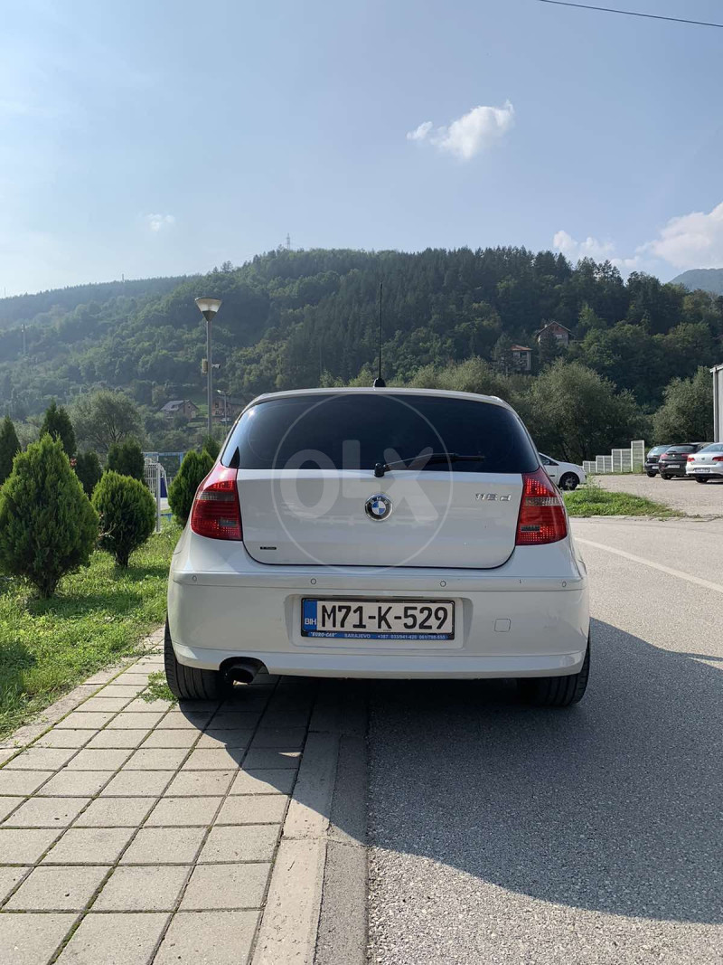 BMW 118