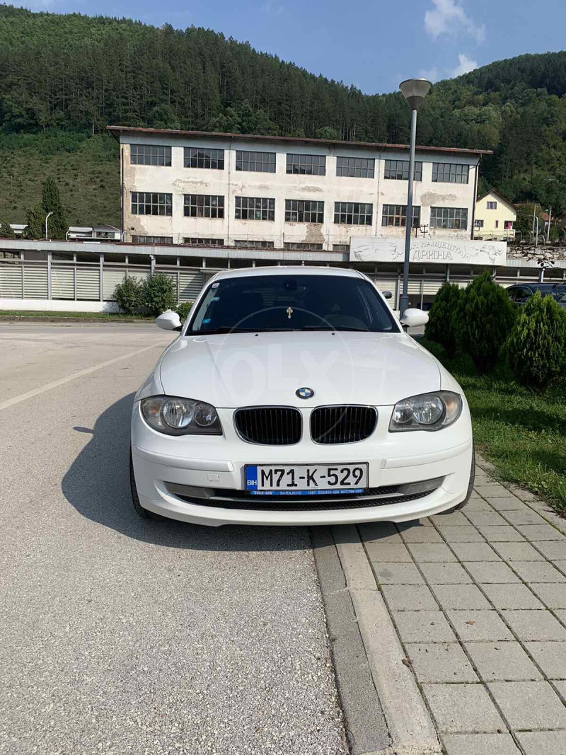 BMW 118
