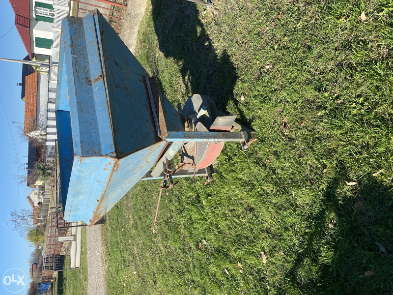 Rasipac Za Gnojivo Priključci I Oprema Olx Ba