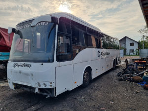 Autobus Temsa Safari DIJELOVI