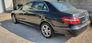Mercedes w 212 dijelovi