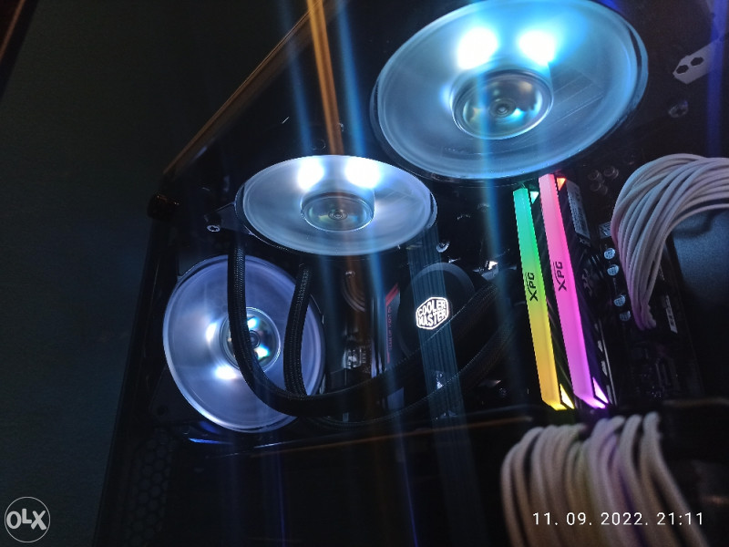 Ryzen 7 2700X RTX 2080 Super 16GB RGB Desktop Ra unari OLX.ba