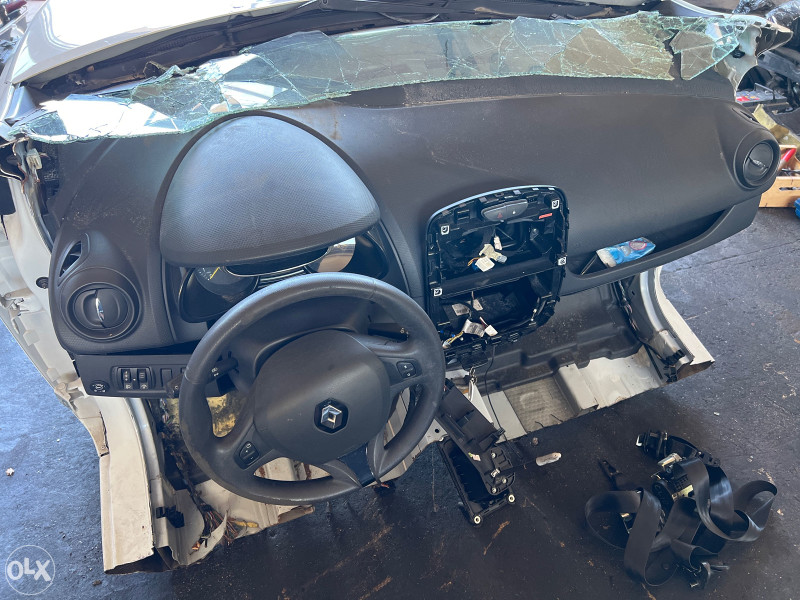 INSTRUMENT TABLA AIRBAG POJAS RENO RENAULT CLIO 4 2014. GOD