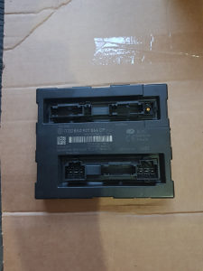 KOMFORT MODUL BCM 2 8K0907064CP AUDI A4 B8 DIJELOVI