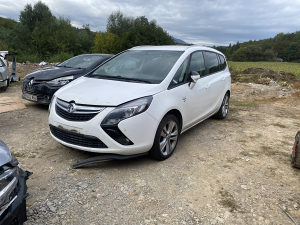 Opel zafira c 2.0 dizel dijelovi 063/117-176  063/992-835