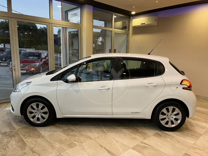 Peugeot 208 1.6 HDI 2016/17. god.