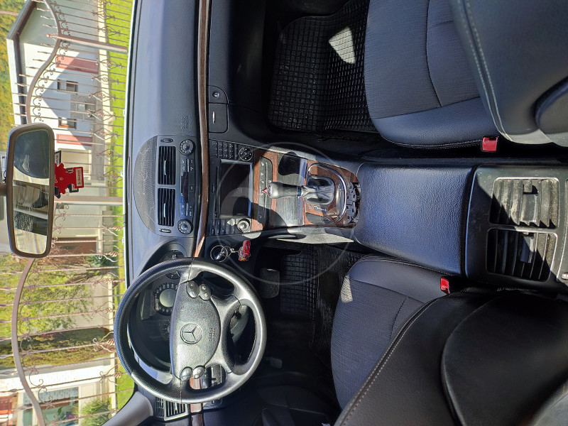 Mercedes e 211 nije zracni ovjes(opruge su)