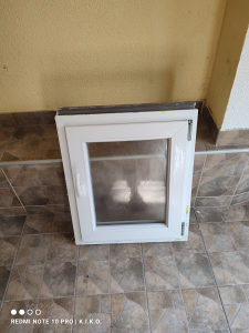 PVC prozori dim. 70X60 cm