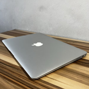 Laptop MacBook Air (13-inch, Early 2014)
